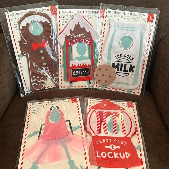 5 pc target bullseye Santa’s elf helper outfits NIP Christmas Elf holiday helper - Picture 1 of 6